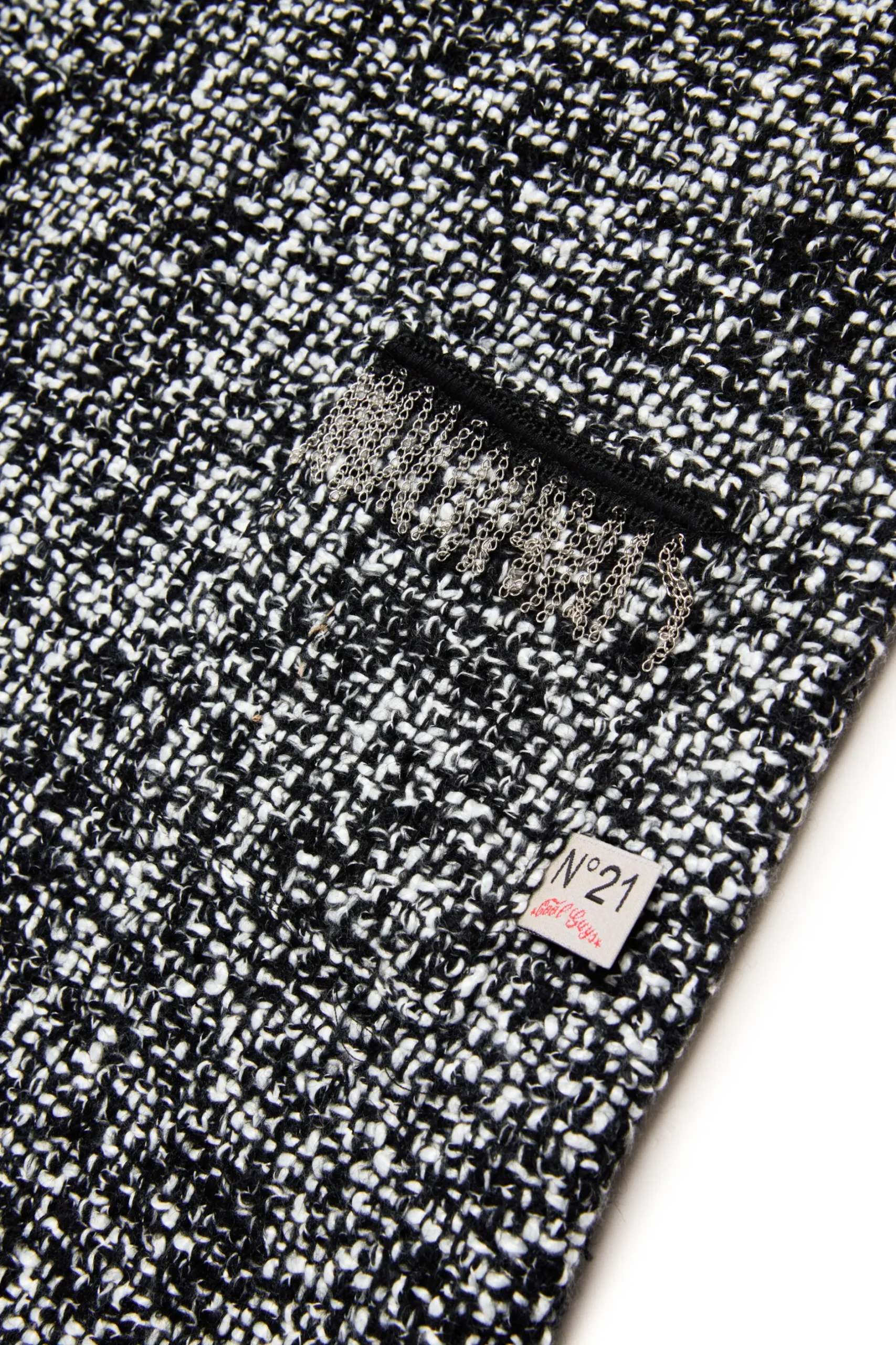 N°21 Abito in bouclé con catenelle | Vestiti