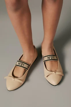N°21 Ballerine in pelle con fiocco | Bambino Sandali E Ciabatte | Ciabatte E Sandali