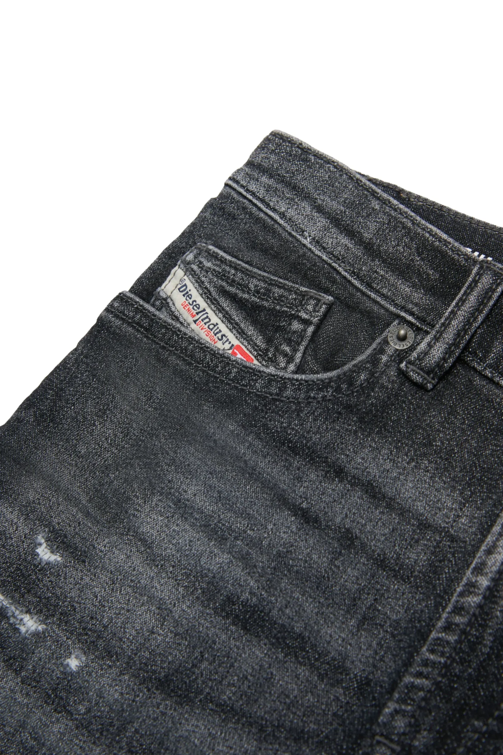 DIESEL Shorts in JoggJeans® nero effetto used | Bambino Shorts